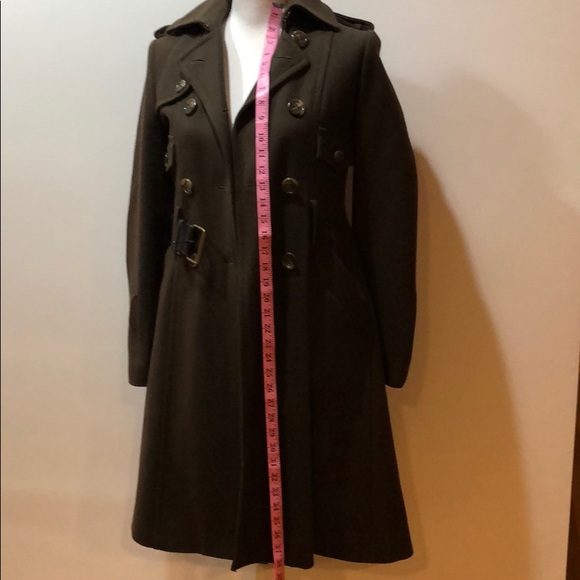 Beautiful long coat - Picture 2 of 4